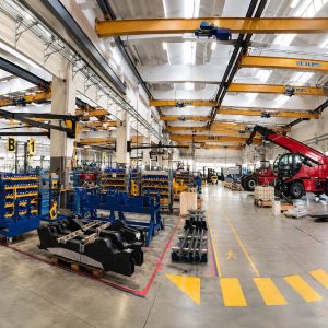 Dal magazzino alla produzione: le competenze MES e WMS di MadLab
